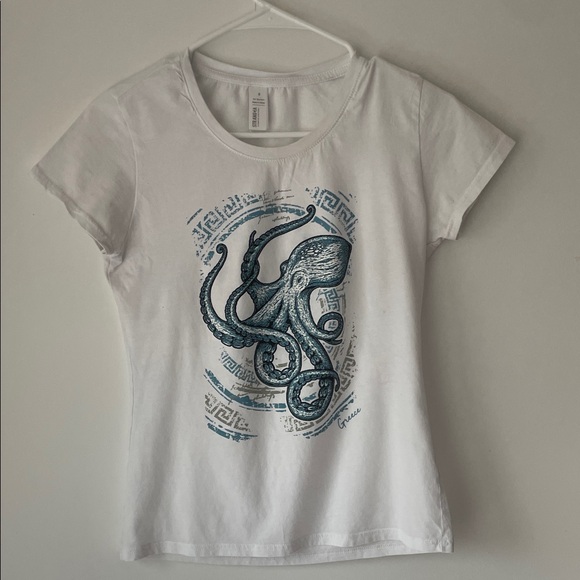 strangea Tops - White T-Shirt with Octopus Design